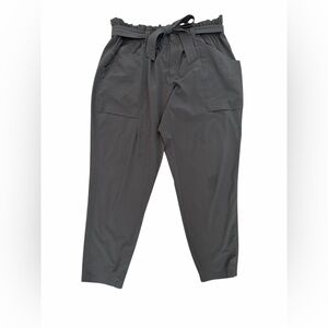 Athleta Skyline Pant Charcoal Gray Size 16 Paper Bag Waist Travel Utility